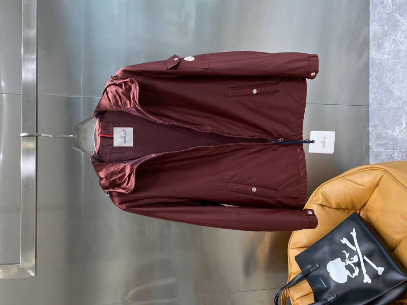 Pra*a outwear